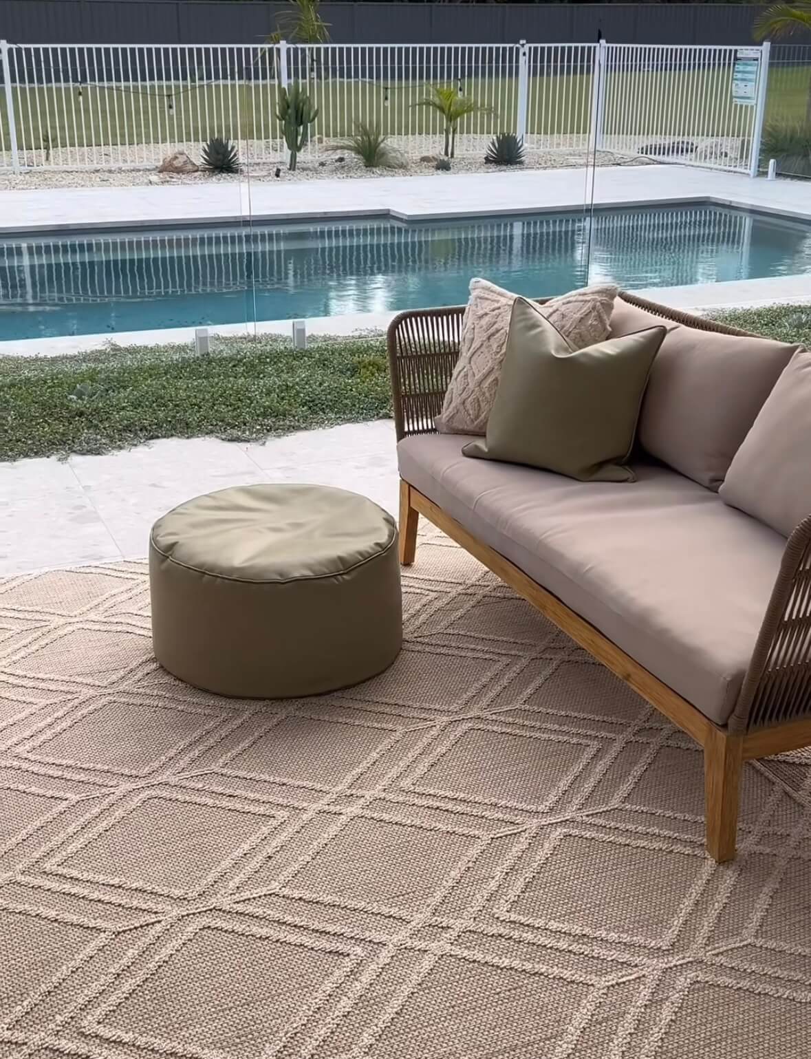 Transform Your Outdoor Space with the Perfect Outdoor Rug – Simple Style Co