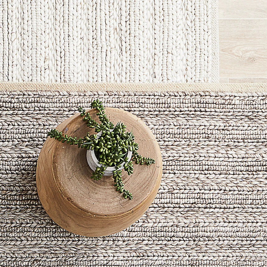 Woven vs Non-Woven Rugs: Understanding the Pros and Cons Before you Buy