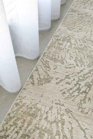 Emma Blomfield Plume Moss Runner Rug