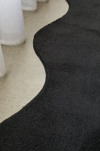 Evelyn Black Washable Runner Rug