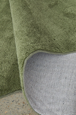 Evelyn Green Washable Runner Rug