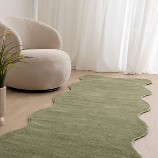 Ollie Scalloped Green Runner