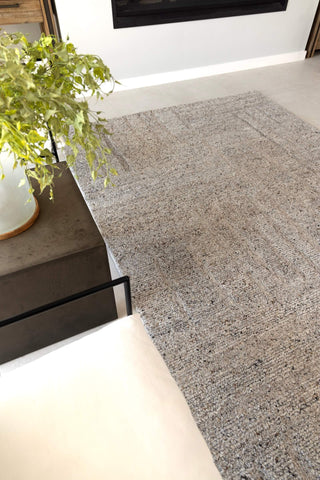 Seren Greige Modern Wool Rug