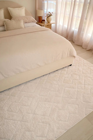 Albo Ivory Diamond Rug