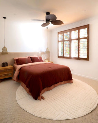 Arbori Ivory Abstract Round Rug