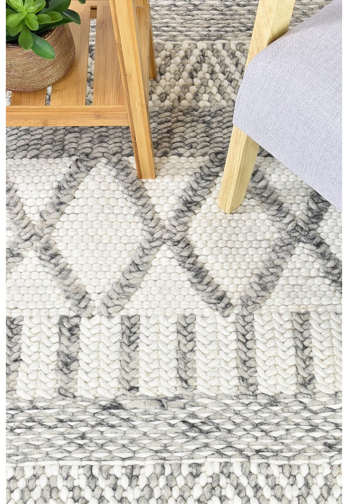 Acadian Textured Wool Rug | Simple Style Co
