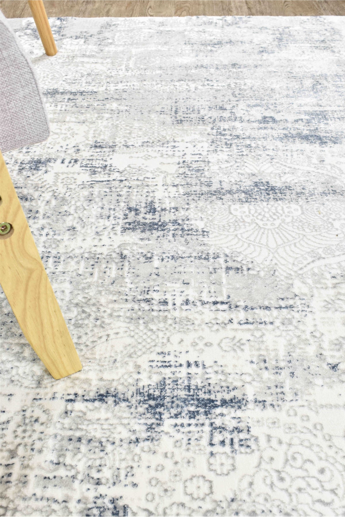 Belle Rug Phoenix Belle White & Blue Rug | Simple Style Co