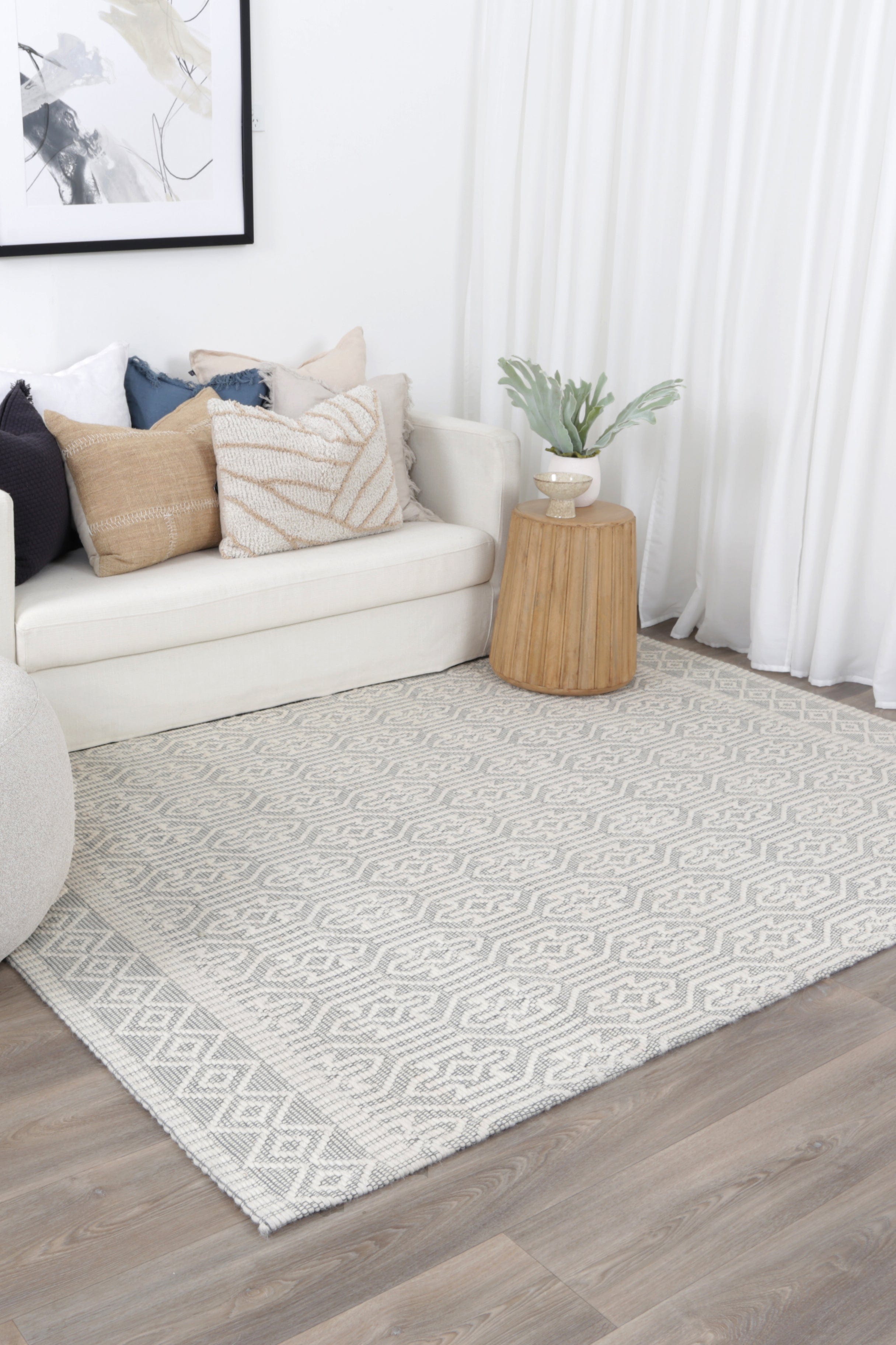 Mariana Geometric Light Grey Wool Rug Simple Style Co