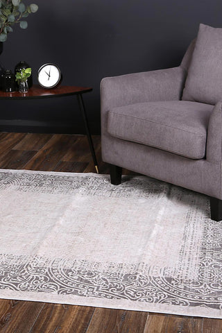 Brand Ventures RUGS Rapsody Classic Border Cream Rug