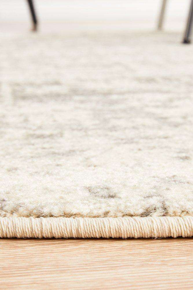 Bafra Distressed Grey & Ivory Transitional Round Rug