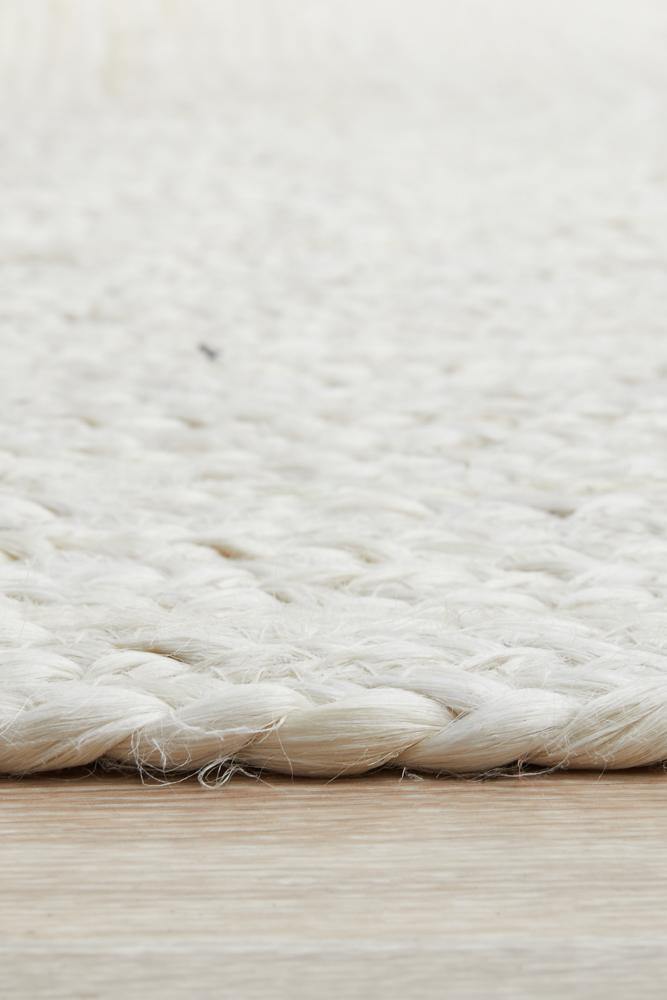 Bondi White Jute Oval Rug Simple Style Co