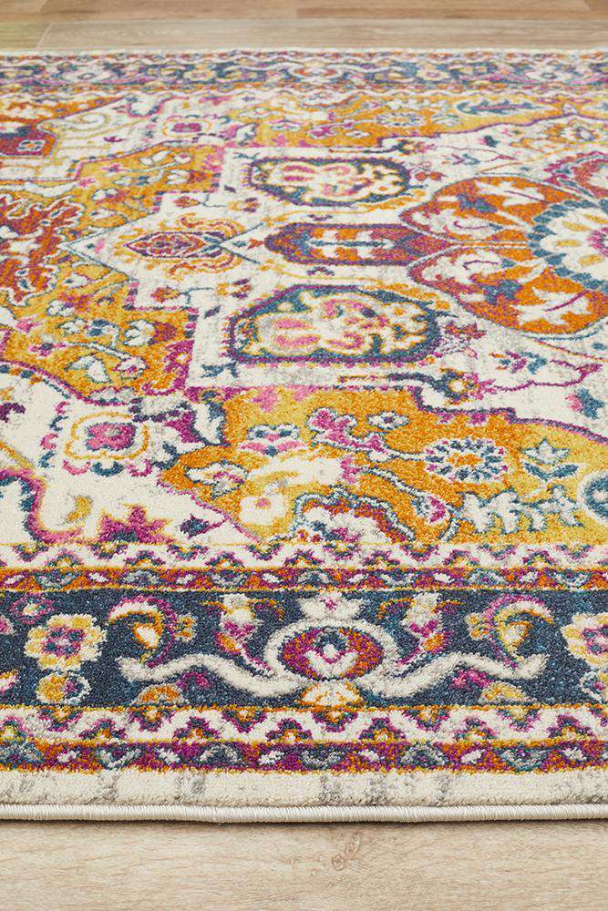 Rug Culture RUGS Yettem Traditional Rug
