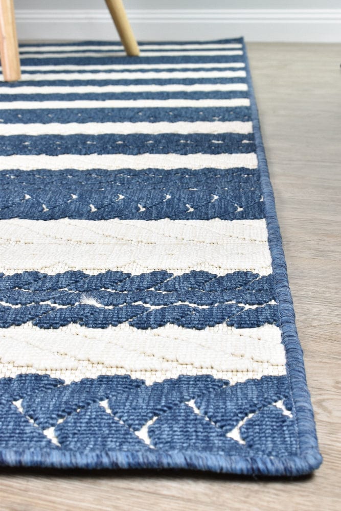 Visalia Blue & White Outdoor Rug Simple Style Co